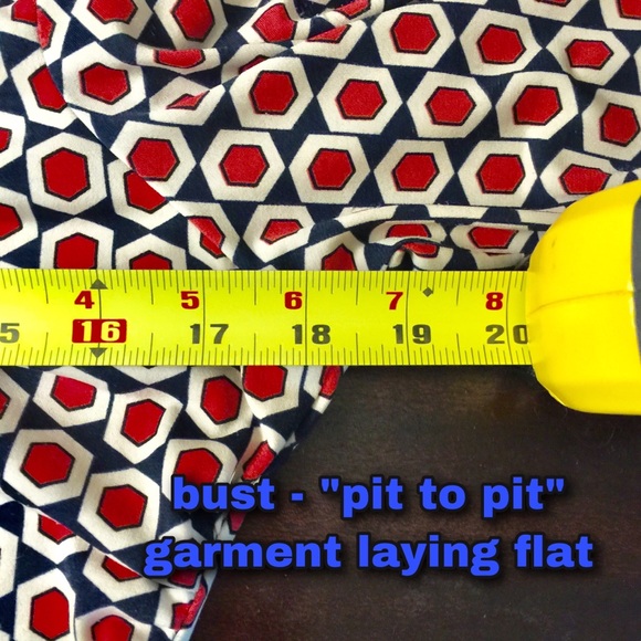 Alfani Chic Rusch Knit Red White Blue Knit Top PM - Picture 7 of 11